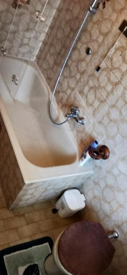 Da Terry Bed & Breakfast Vergiate Dış mekan fotoğraf